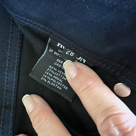 New unworn no tags Hudson black jeans - Picture 3 of 3